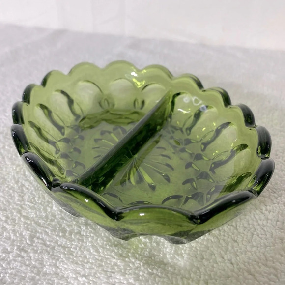 Vintage Indiana Avocado  Green Thumb Print Scalloped Edge Divided Relish Dish - Picture 3 of 14
